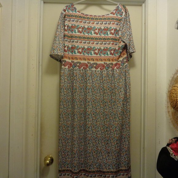 BOHEMIAN DREAMER GIRLPAISLEYS & FLOWERS MAXI SOFT DRESS 2 X - Picture 2 of 6